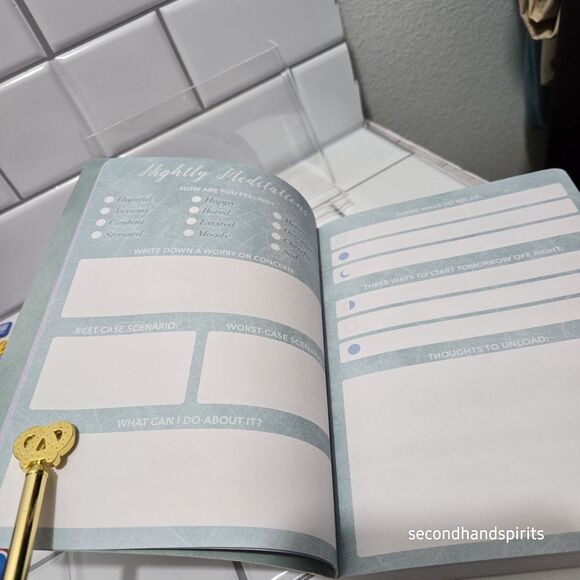 Guided Journal Undated by Molly And Rex A Journal Of Reflection W Pen /Holder - Picture 6 of 9